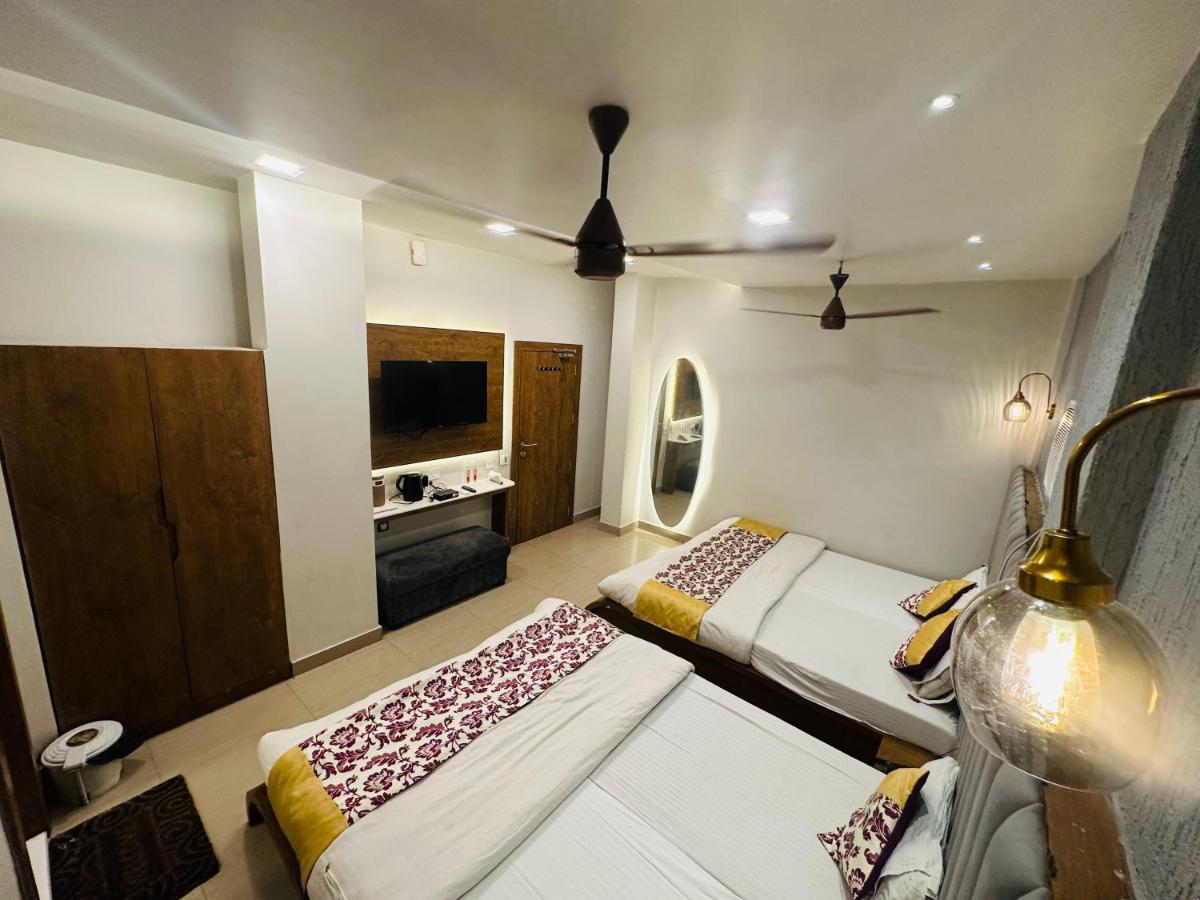 Hotel Deva Inn Varanasi Exterior photo