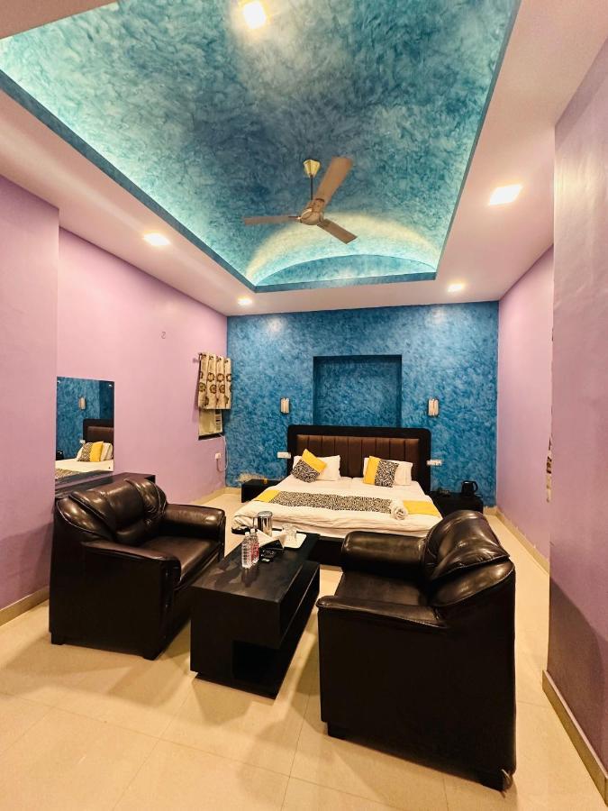 Hotel Deva Inn Varanasi Exterior photo