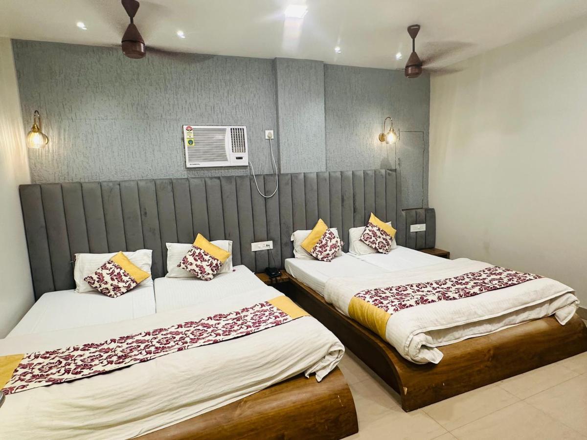 Hotel Deva Inn Varanasi Exterior photo